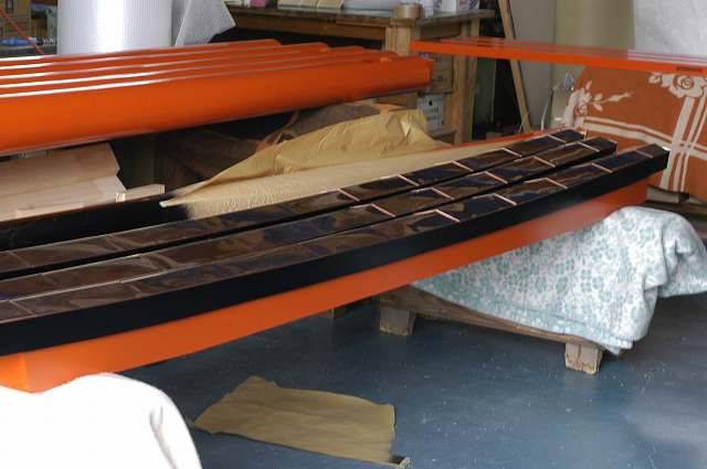 稲荷鳥居の笠木