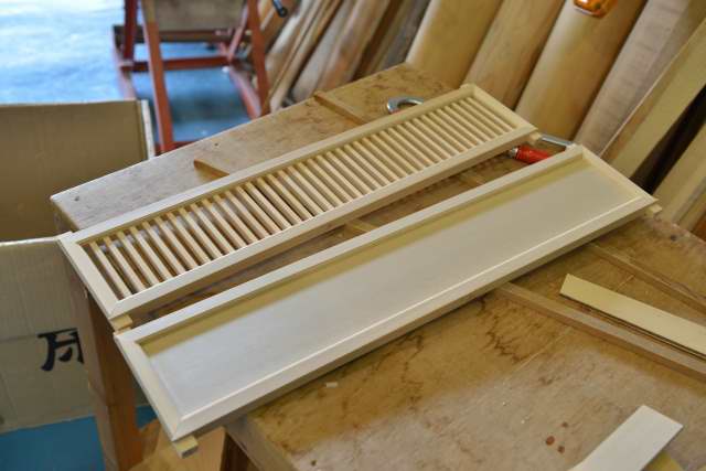 御霊舎施工例１３　神床の欄間