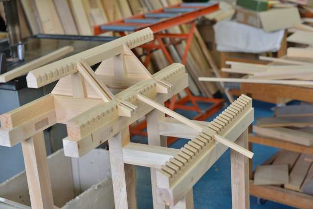 稲荷宮7寸　屋根骨組み