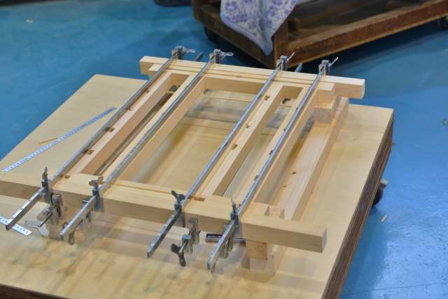 稲荷宮7寸　土台組立