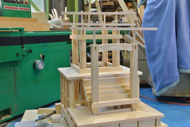 稲荷宮7寸　向拝柱