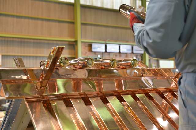 伊勢型神明宮の千木、勝男木