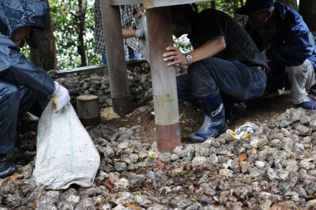 大口神社 柱切断