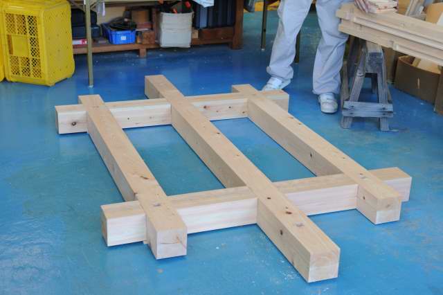 大口神社土台組立