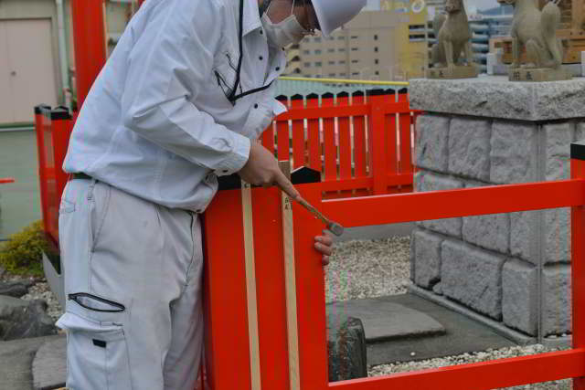 稲荷玉垣の垣板