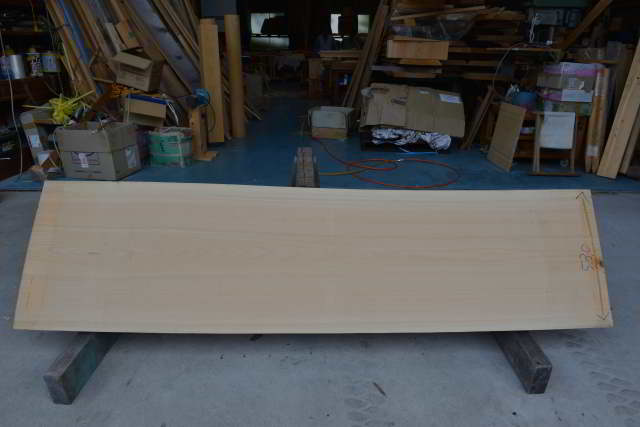 桧一枚板008　木裏