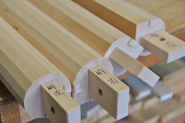 八百津神明神社　柱加工