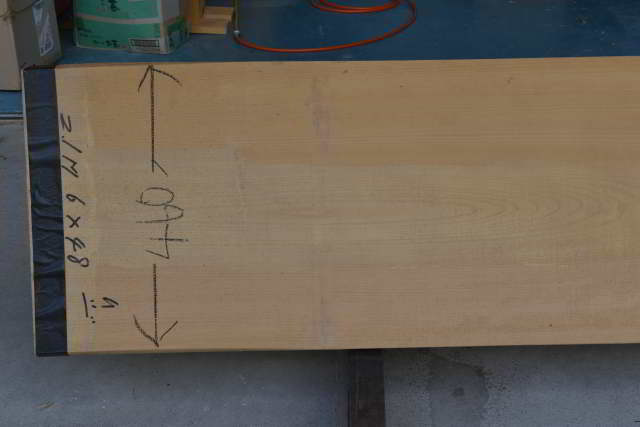 桧一枚板017　木表１