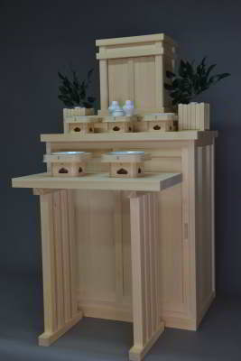 小型御霊舎と霊舎台