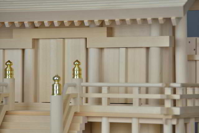 厚屋根通三社宮　金具なし　御扉