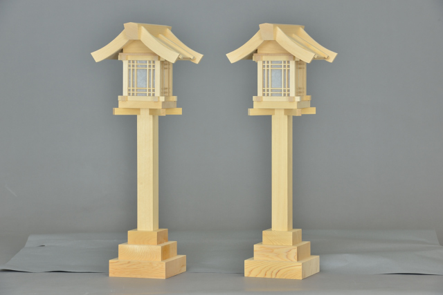 木製灯篭尺５の斜面