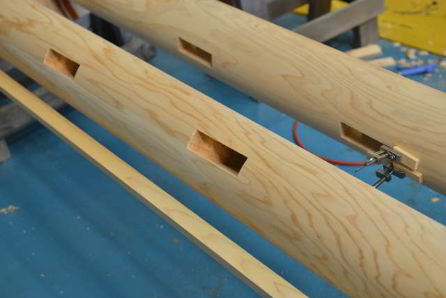 両部鳥居の本柱の丸め加工