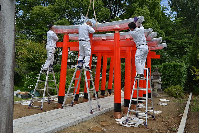 稲荷鳥居の設置