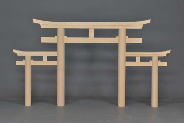 白木鳥居 中 （木曽ひのき） 横巾50cm【神具】 ○お仏壇・仏具の浜屋