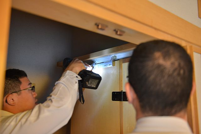 仏間シャッター取外し