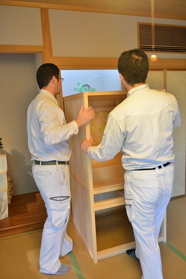 御霊舎のはめ込み