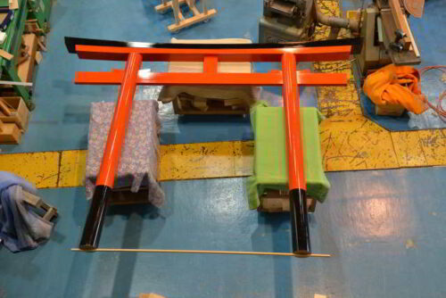 稲荷鳥居の塗装