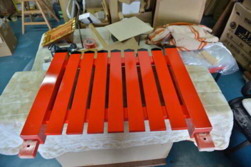 稲荷玉垣の塗装