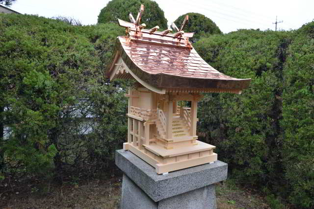 稲荷宮７寸取付完了